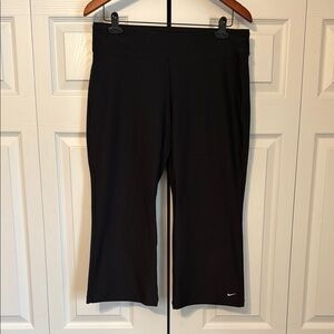 Women’s Black Nike Athletic Leggings, Size L